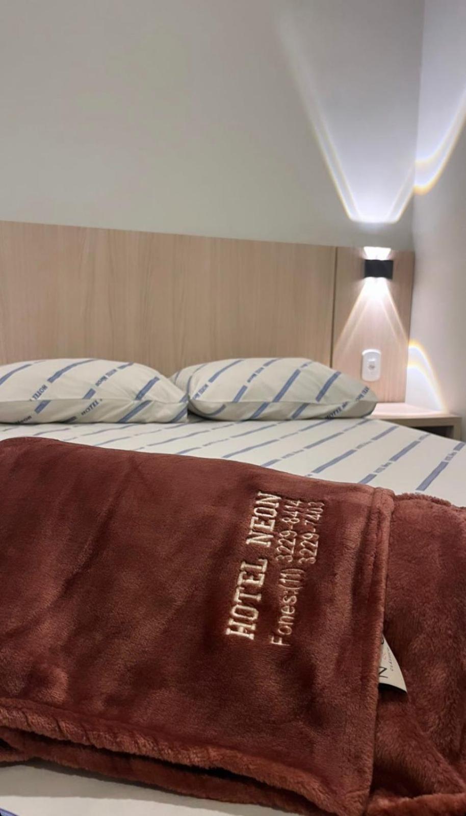 Hotel Neon - Proximo A 25 De Marco, Bom Retiro E Bras, A 2Min Do Mirante Sampa Sky E Pista De Skate Anhangabau 圣保罗 外观 照片