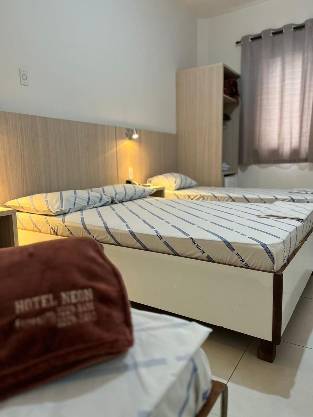 Hotel Neon - Proximo A 25 De Marco, Bom Retiro E Bras, A 2Min Do Mirante Sampa Sky E Pista De Skate Anhangabau 圣保罗 外观 照片