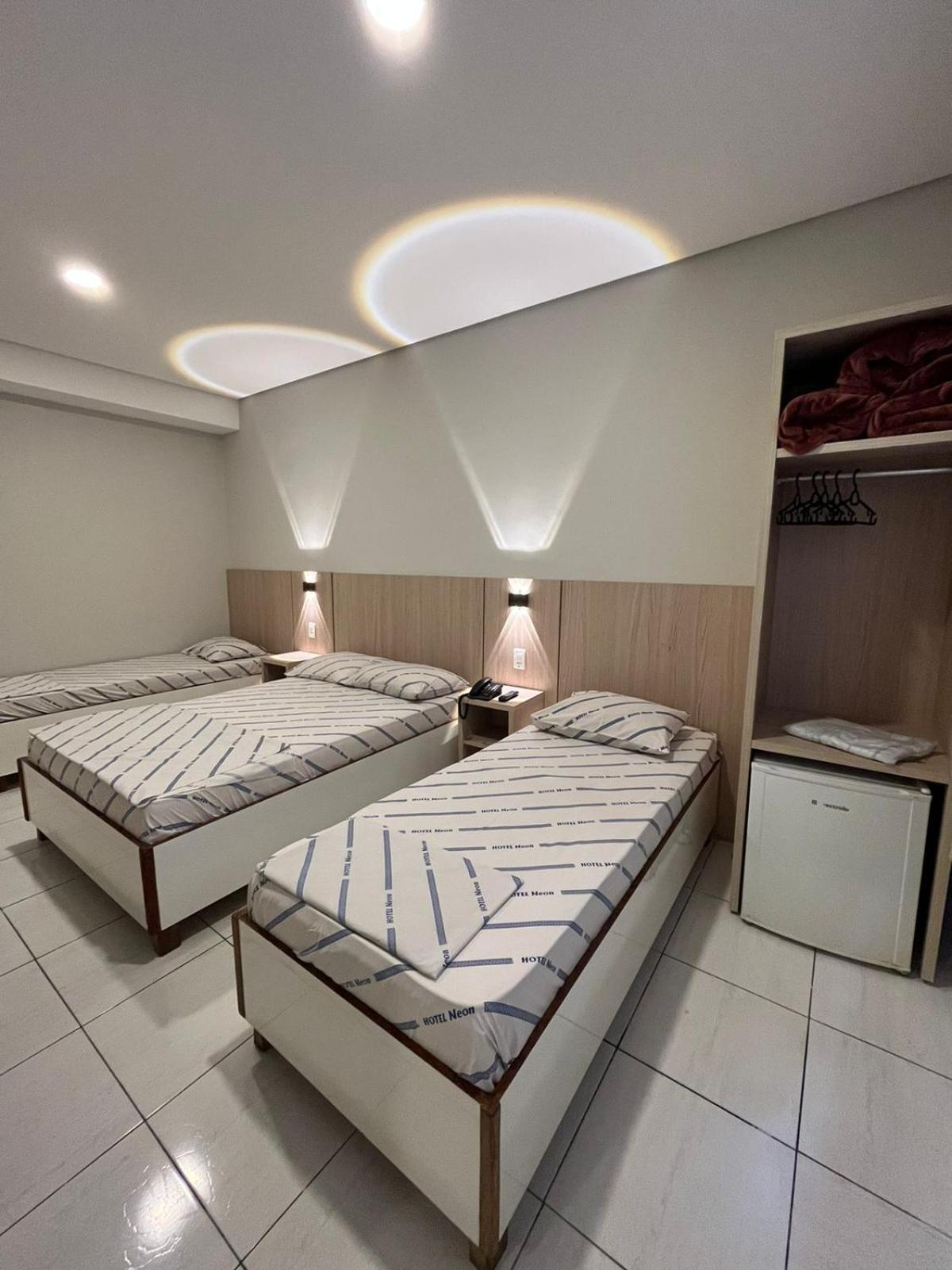 Hotel Neon - Proximo A 25 De Marco, Bom Retiro E Bras, A 2Min Do Mirante Sampa Sky E Pista De Skate Anhangabau 圣保罗 外观 照片