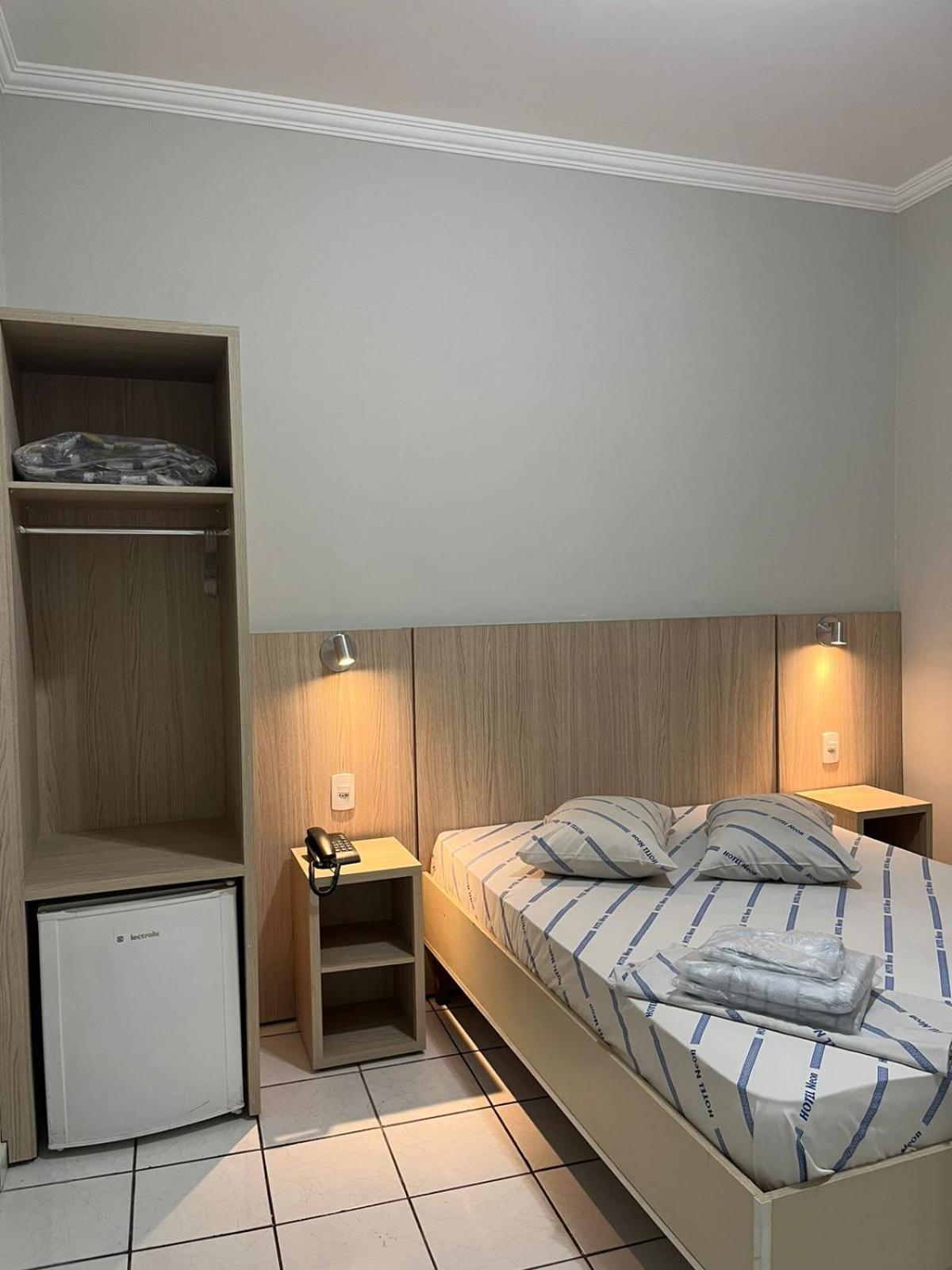 Hotel Neon - Proximo A 25 De Marco, Bom Retiro E Bras, A 2Min Do Mirante Sampa Sky E Pista De Skate Anhangabau 圣保罗 外观 照片