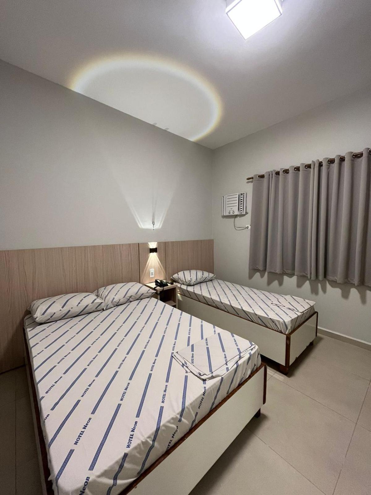 Hotel Neon - Proximo A 25 De Marco, Bom Retiro E Bras, A 2Min Do Mirante Sampa Sky E Pista De Skate Anhangabau 圣保罗 外观 照片