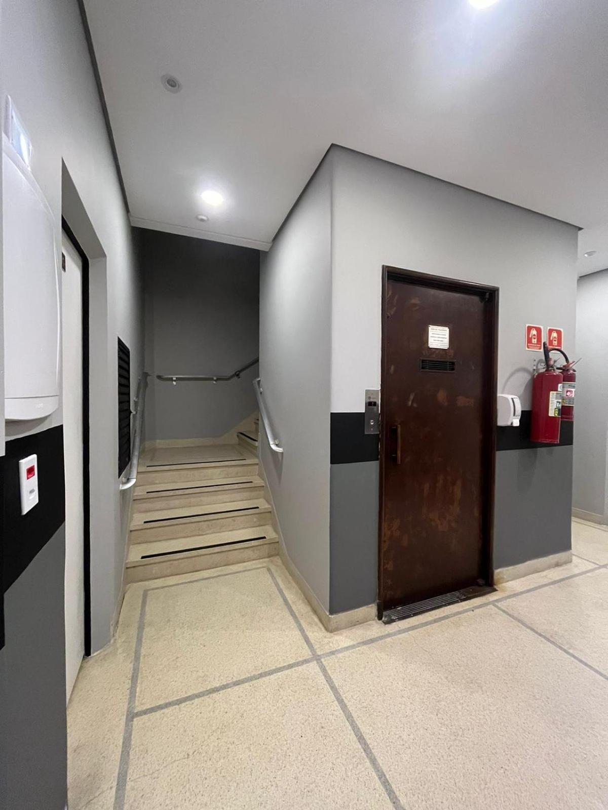 Hotel Neon - Proximo A 25 De Marco, Bom Retiro E Bras, A 2Min Do Mirante Sampa Sky E Pista De Skate Anhangabau 圣保罗 外观 照片